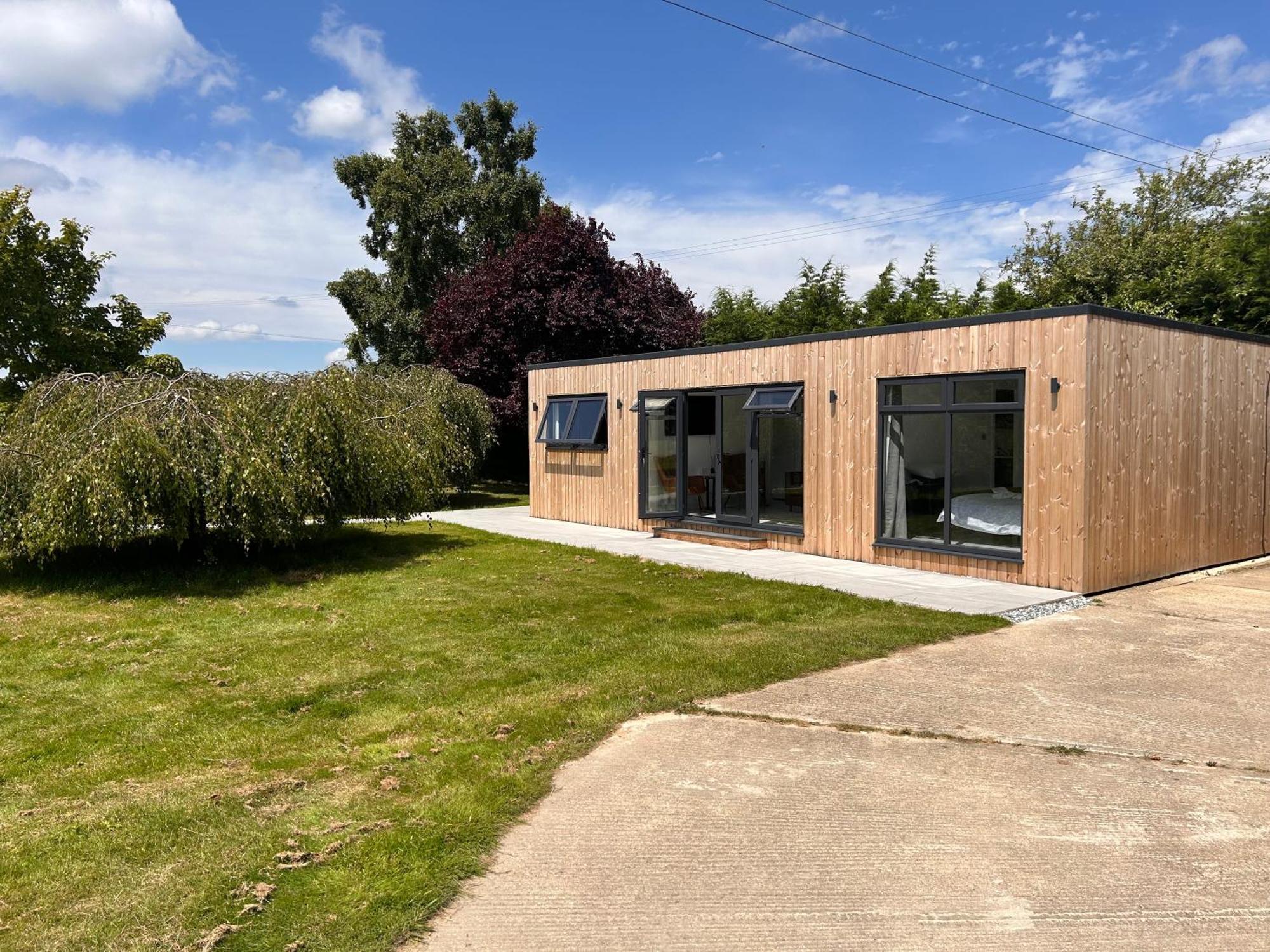 Court Lane Stables - Premium Rural Retreat With Hot Tub Villa Hadlow Exterior photo